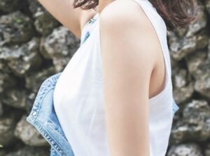 【画像】イラン美女のドデカお■ぱいの乳輪wwwwwwwwww