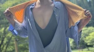 【画像】えなこさんの乳房、すごく柔そうだったwwwwwww