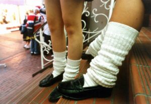 【画像】平成のギャル雑誌、その辺のJKのブロマイドを読者プレゼントｗｗｗｗｗｗｗｗｗ
