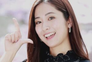 【画像】人気女子アナの田村真子アナ、お上品な雑誌の表紙を飾るｗｗｗｗｗｗｗｗｗｗｗ