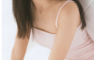 【画像】メスガキ女子、引き締まったエロボディwwwwwwwww