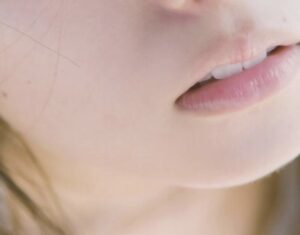 【画像】受刑者とセッ■スしまくってた女子刑務官エッッッッッッッ