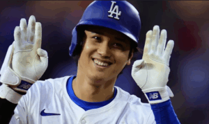 【画像】大谷翔平さん、肩幅がヤバすぎるwwwwwwwwww【画像あり】