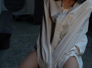 【動画】女子アナさん、爆乳すぎてニットが大変なことになってしまう・・・