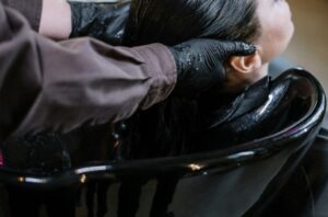 美容院での若い女のシャンプーとかいう突如やってくる勃起イベントｗｗｗｗｗｗｗ