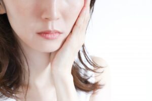 【朗報】女さんの弱点、「整形顔」だったｗｗｗｗｗｗ