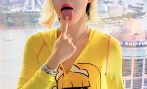 DJ SODAさん、でかでか天然乳で久々にあたシコダンス
