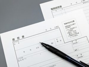社会不適合者ワイ、アルバイト面接での正装がわからない