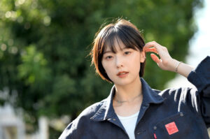 【動画】加藤小夏(おなつ)、いろはすの飲み方もおかしいｗｗｗｗｗｗ