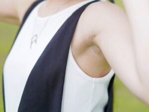 スレンダーなのにしっかり巨乳のモデル、エッッッッッッッッッッッ