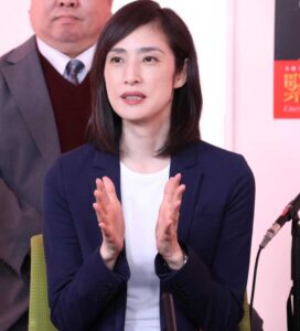 【画像】X「羽鳥アナ、入れ替わってる」