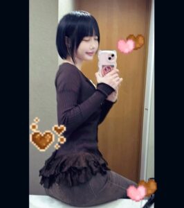 【画像】あのちゃんのデカケツwwwwwwwwwwwwwwwwww