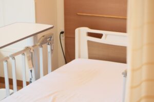 友人の入院の見舞いって何持って行くのが正解なの？？