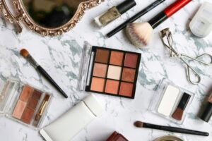 【画像】AIさん、女の加工を取っ払ってしまうｗｗｗｗｗｗｗｗｗ