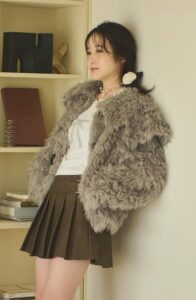 【画像】本田紗来ちゃん明らかにお胸が成長中