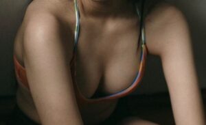 【動画】21歳の現役アイドル、お乳を揺らしまくってしまう