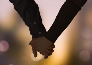 【悲報】結婚相手に弱者女性を選ばない方がいい理由、解説される