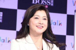 【画像】ミュージカル「新テニスの王子様」藤原紀香さん演じる跡部母ｗｗｗｗｗｗｗｗ